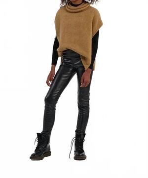 NEW MOLLY BRACKEN faux leather fleece lined leggings in black